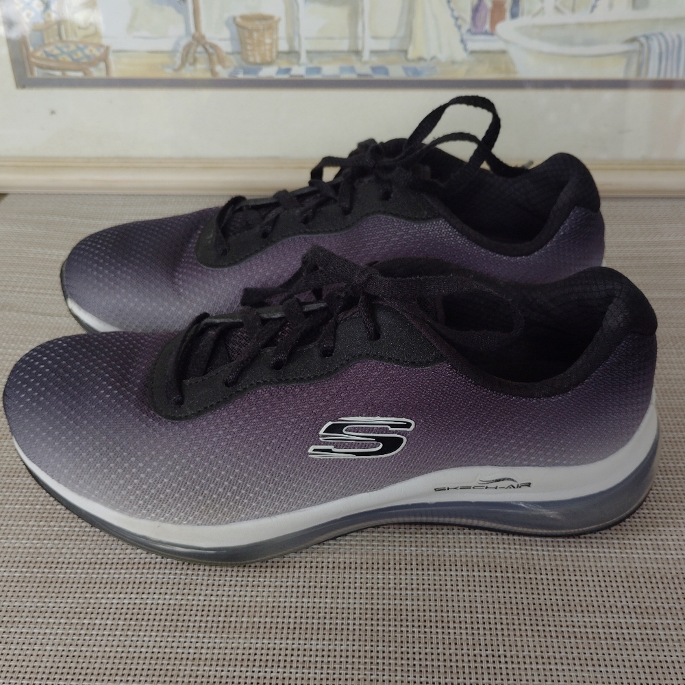Women's Skechers "Skech-Air Element 2.0" Black To Gray Fade Knit Shoes. Size 7.